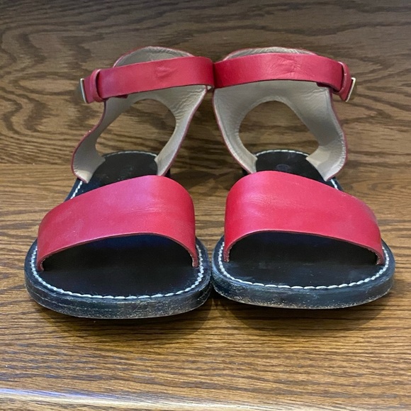 🔥RARE🔥 Chloe Susanna sandals - Picture 2 of 5